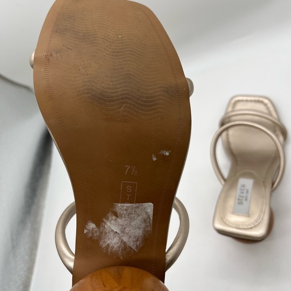 EUC Steve Madden Metallic Heels with Wooden Sphere Heel - Picture 8 of 9